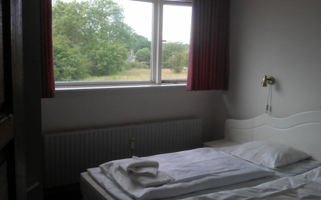 Hotel Medio