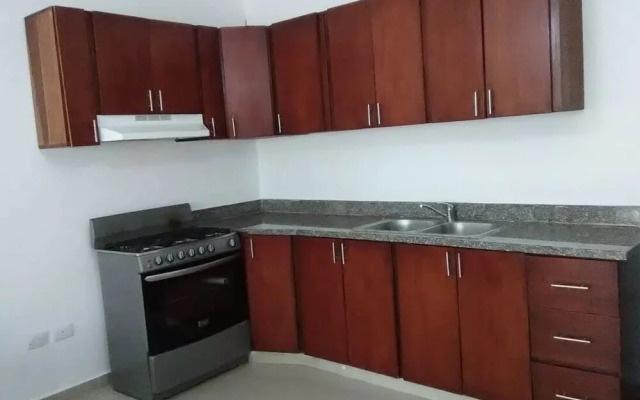 Bright Apartment at Punta Cana Wifi/ac/elect/iron/parking