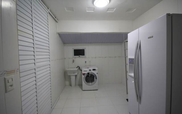 Gohouse - Visconde 206