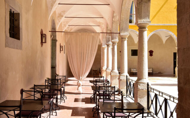 Pousada Convento de Tavira - Historic Hotel