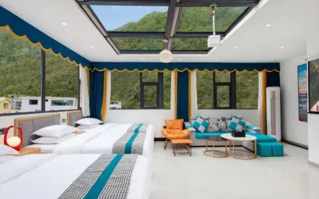 Jixin Homestay (Kangding Bus Station)