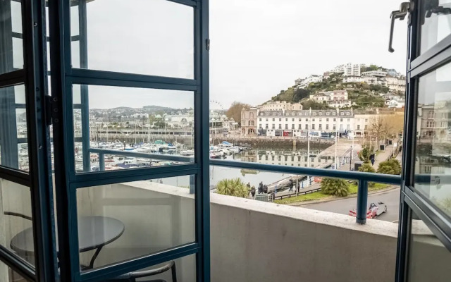 2BR Harbor View Near Babbacoombe Selfcheck-in