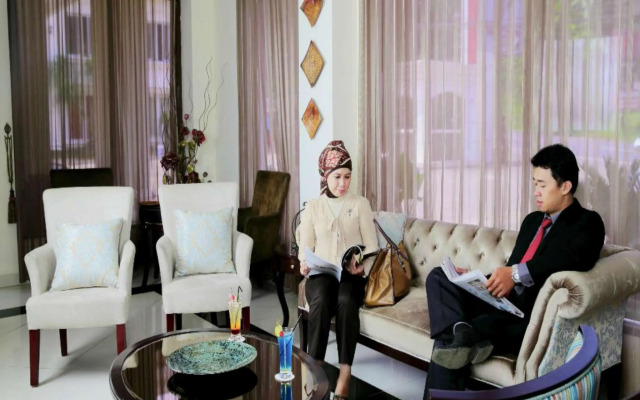 Rizen Premiere Hotel