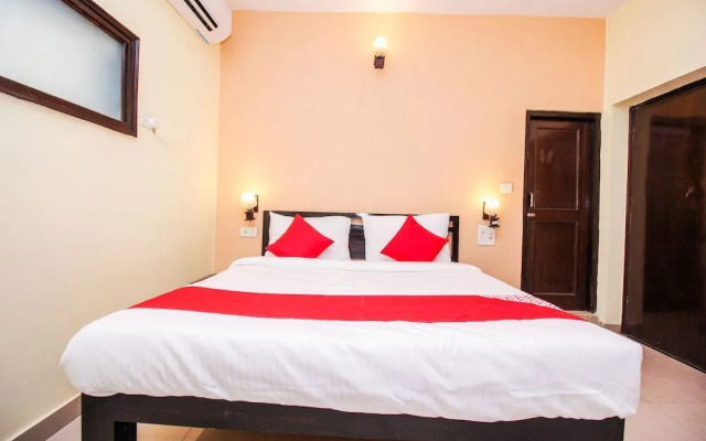 OYO Flagship 22531 C Scheme Ashok Nagar