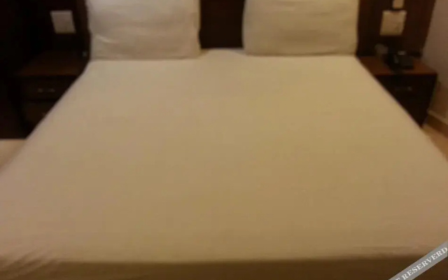 STARiHOTELS Meerut