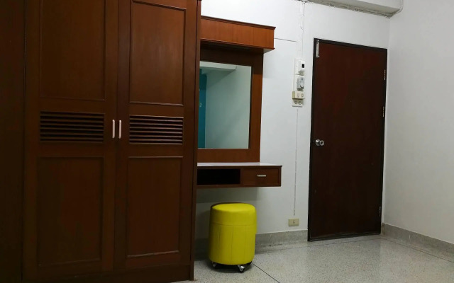 Boonlert Apartment 1