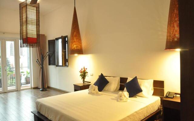 Cinnamon Cathedral Hotel