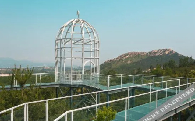 Rizhao 24 Painting, live spring Mountain Home Stay