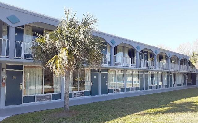 OYO Hotel Townsend GA