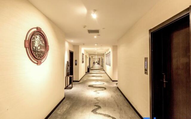 Yufeng Jade Hotel (Jianjiang Avenue Branch, Duyun City)