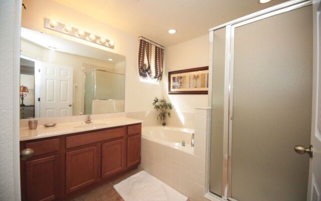 301 Las Fuentes Drive 6 Bedroom Home