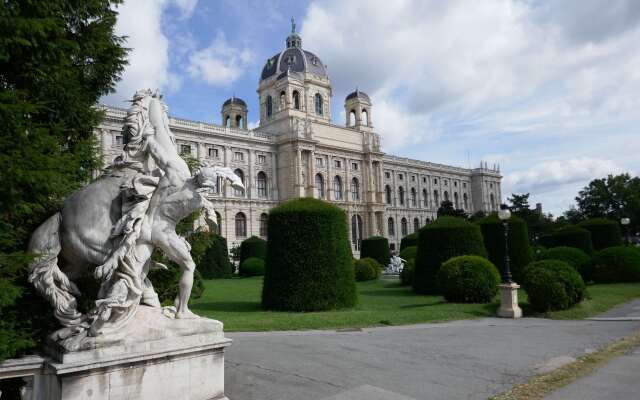 Schlosshotel Römischer Kaiser