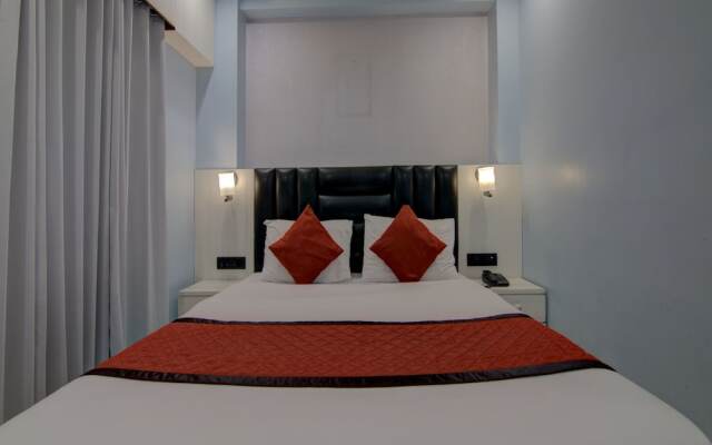 OYO 13599 Hotel Venkatesh Regency