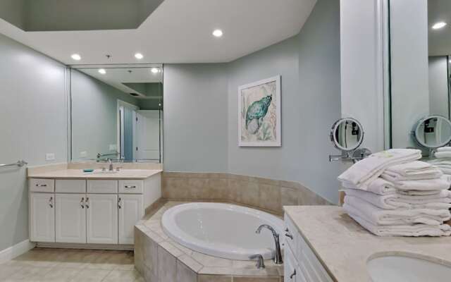 Santo Amaro by Southern Vacation Rentals