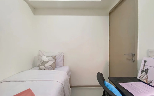 Warm And Homey 2Br At Meikarta Apartment