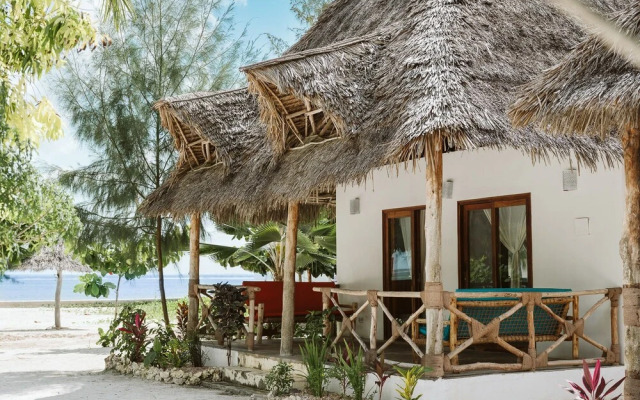 Bahati Sunset Bungalows