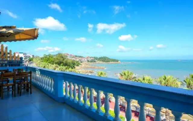 Dolphin Bay Hotel, Weizhou Island