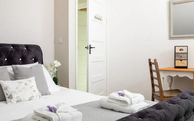Lux Countryside Haven Mins to Beach Garden