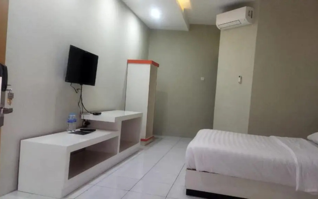 Royal Kencana Hotel
