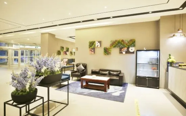 Ease Hotel (Shenyang Changjiang North Street Beiling Park Branch)