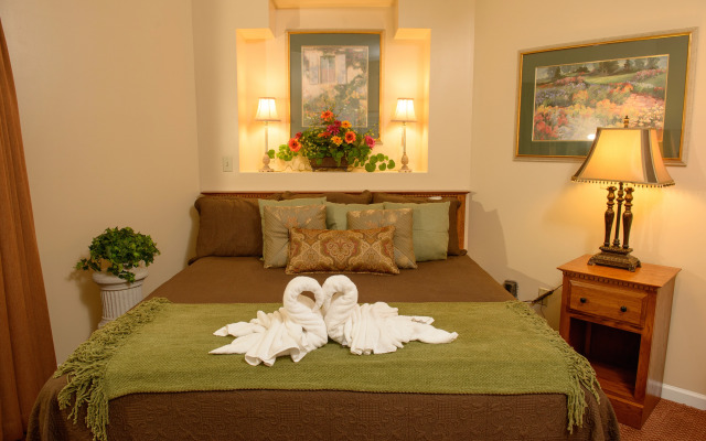 Gatlinburg Town Square by Exploria Resorts