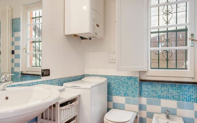 Dreamy Holiday Home in Recco With Swimming Pool