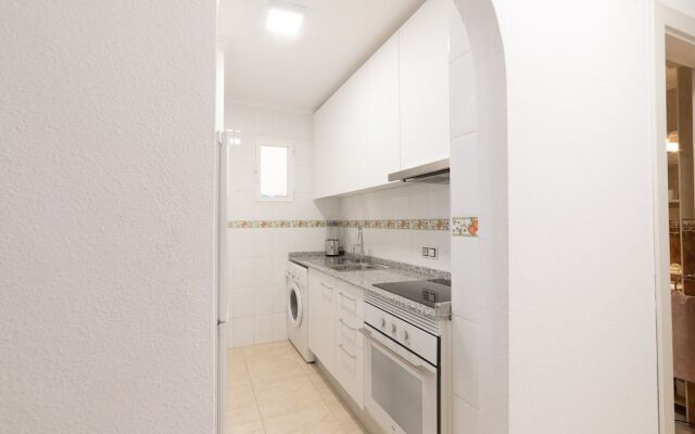 La Loma with Pool, Free Wifi And International Tv.