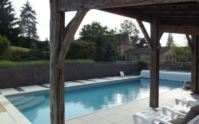 Les Rocailles de la Reine - Chambres d'Hôtes et Gîtes