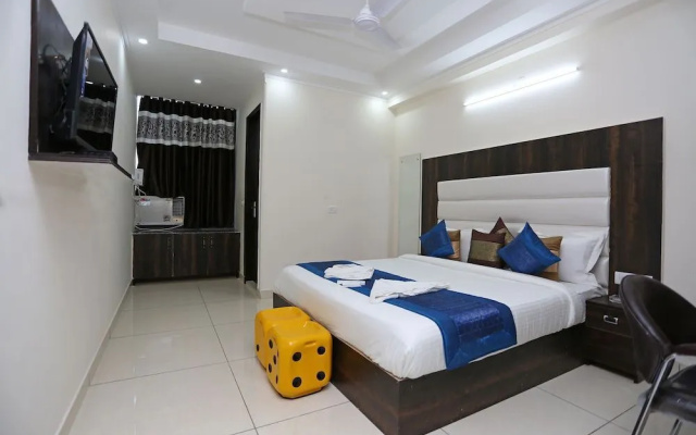 Hotel Rainbow – Guest Rooms – New Delhi