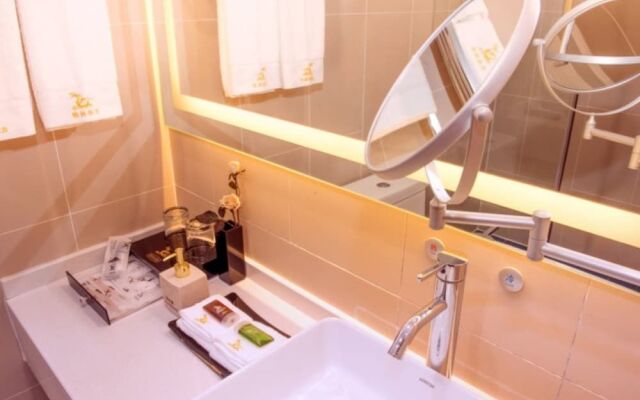 GreenTree Eastern Tianjin Wuqing Stadium Hotel