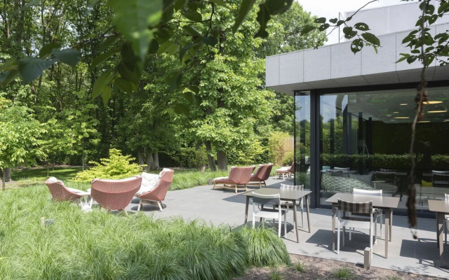 Lithium Bed Zen & Breakfast