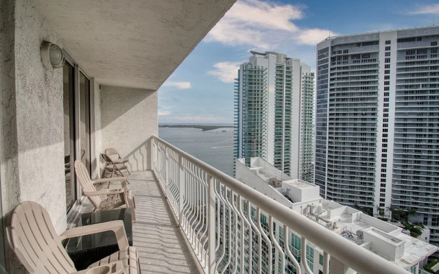 OneLuxStay in the Heart of Brickell