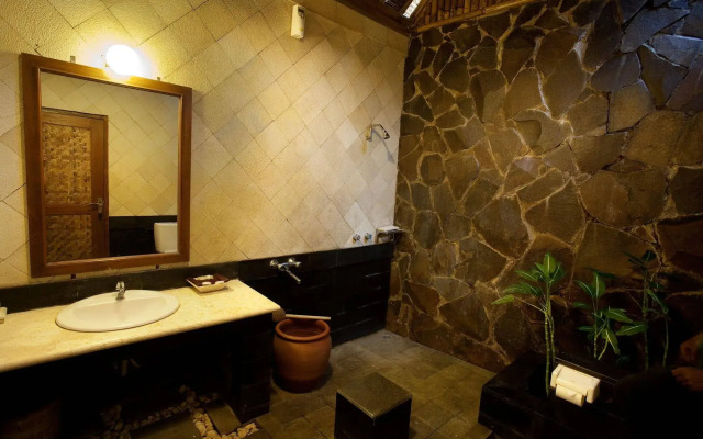 Kampung Sampireun Resort & Spa