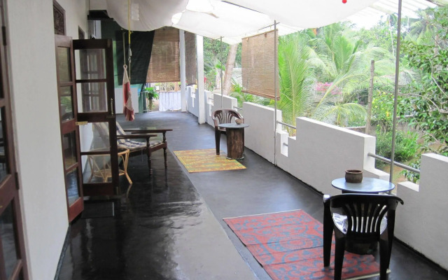 Jungleside House