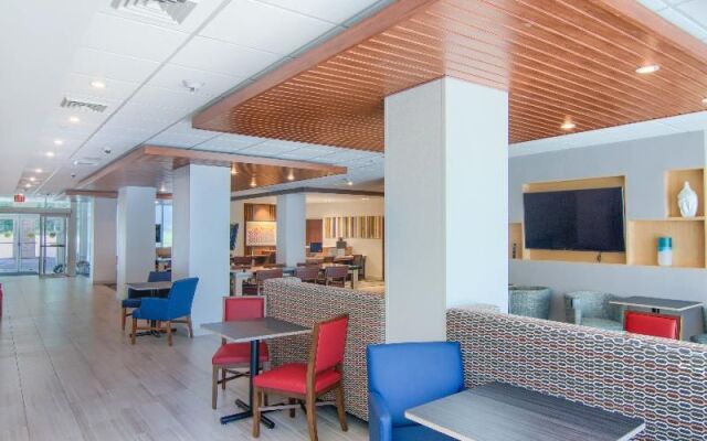 Holiday Inn Express Mobile