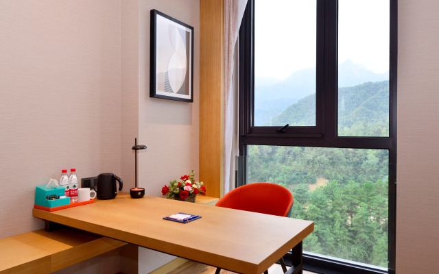 Holiday Inn Express Luanchuan by IHG