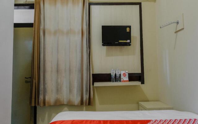 OYO 1342 Uniga Malang Family Residence