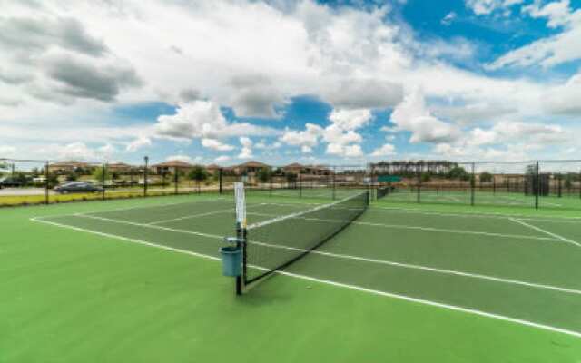 Modern and Spacious 5 bed Home Resort