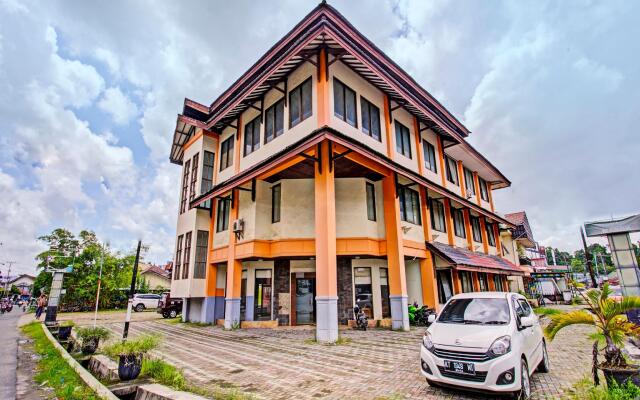 OYO 91862 Hotel Hayani