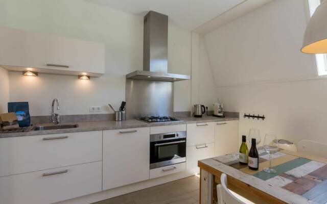 Luxurious Apartment in Koudekerke With Parking