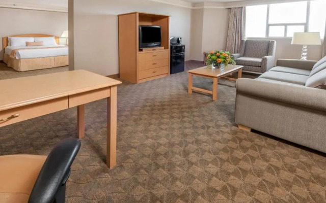 Ramada Edmonton Hotel & Conference Centre