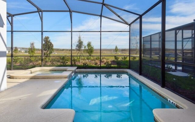 Luxury 5 bedroom home with private pool