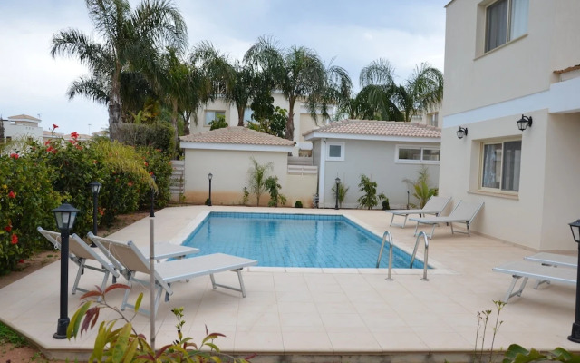 Anthorina Villa 10