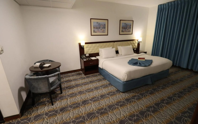 Larsa Hotel