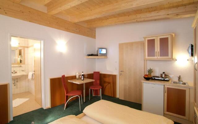Apart la Montagnia