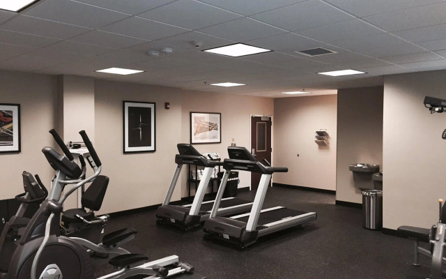 Candlewood Suites Youngstown W I-80 Niles Area by IHG