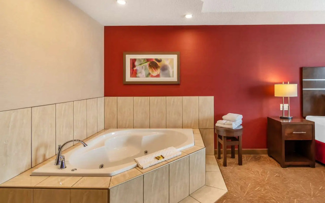 Best Western Plus Kindersley Hotel