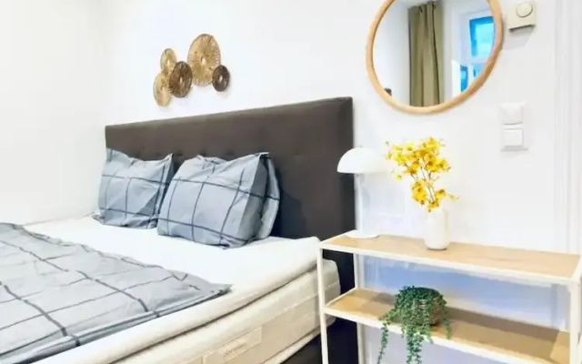 Comfortable 1BR Apartment Westbahnhof