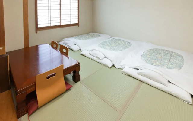 Ryokan Chieko No Yu