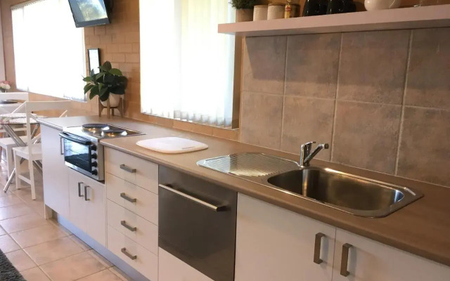 SilverWaters Waterfront Accommodation